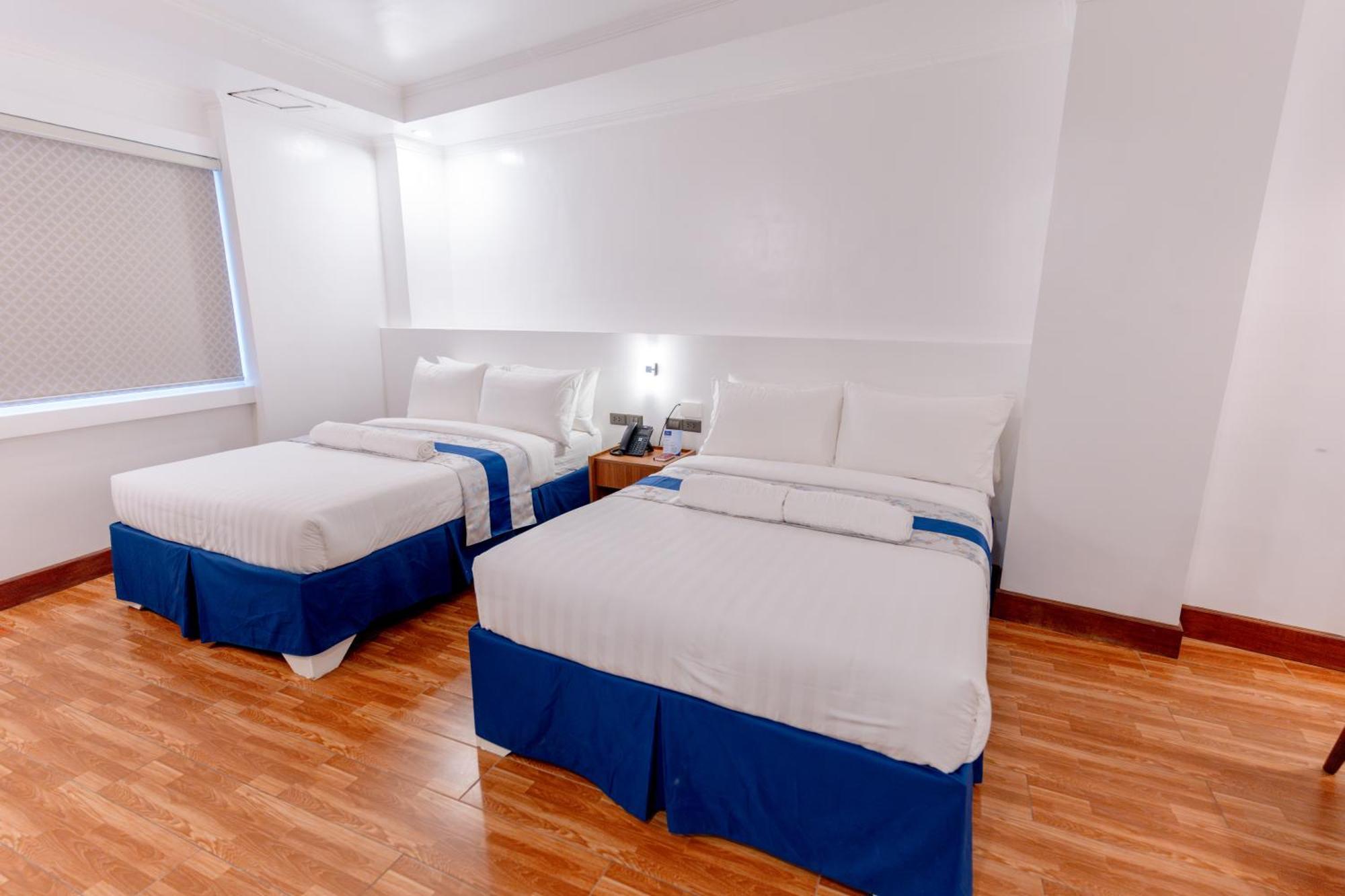 Santiago Cove Hotel And Restaurant מראה חיצוני תמונה