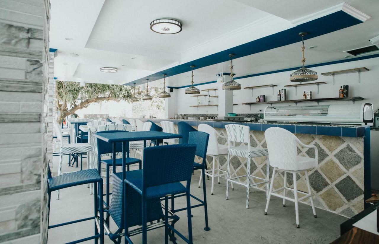 Santiago Cove Hotel And Restaurant מראה חיצוני תמונה